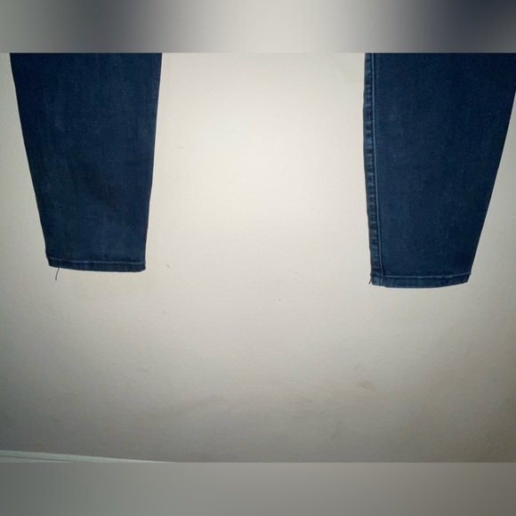 Bebe Denim Jegging Jeans - Picture 5 of 6